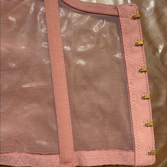 Victoria's Secret sexy Unlined Floral Embroidered corset size M - Picture 10 of 14